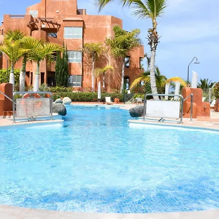 Alzaro 0 Palm-mar